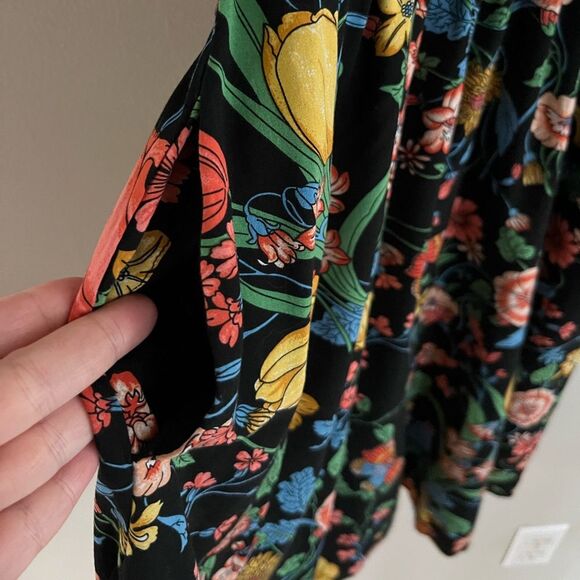 Maeve Anthropologie Floral Dress Black Fit Flare Pockets Size 6 Rayon - Picture 5 of 9